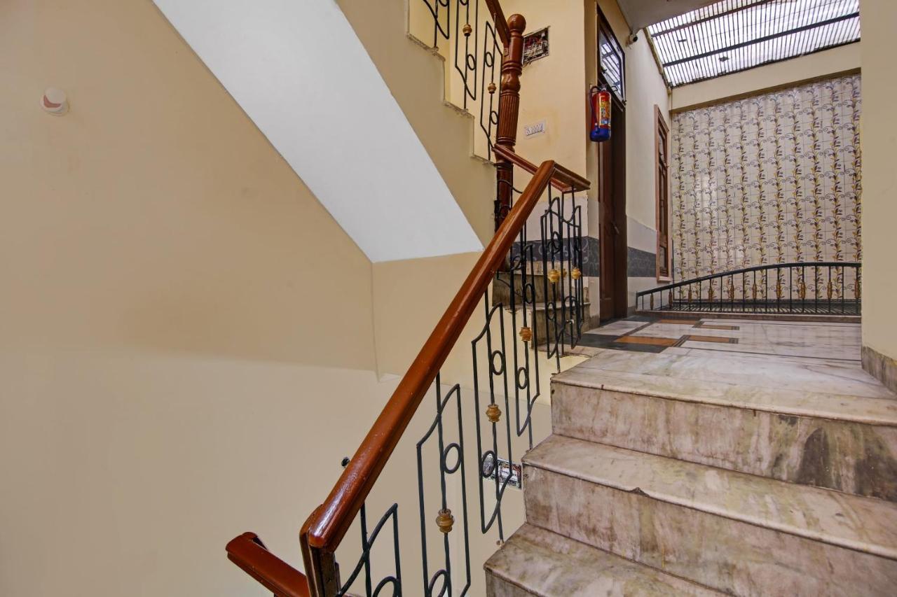 Oyo Galaxy Plaza Otel Ghaziabad Dış mekan fotoğraf